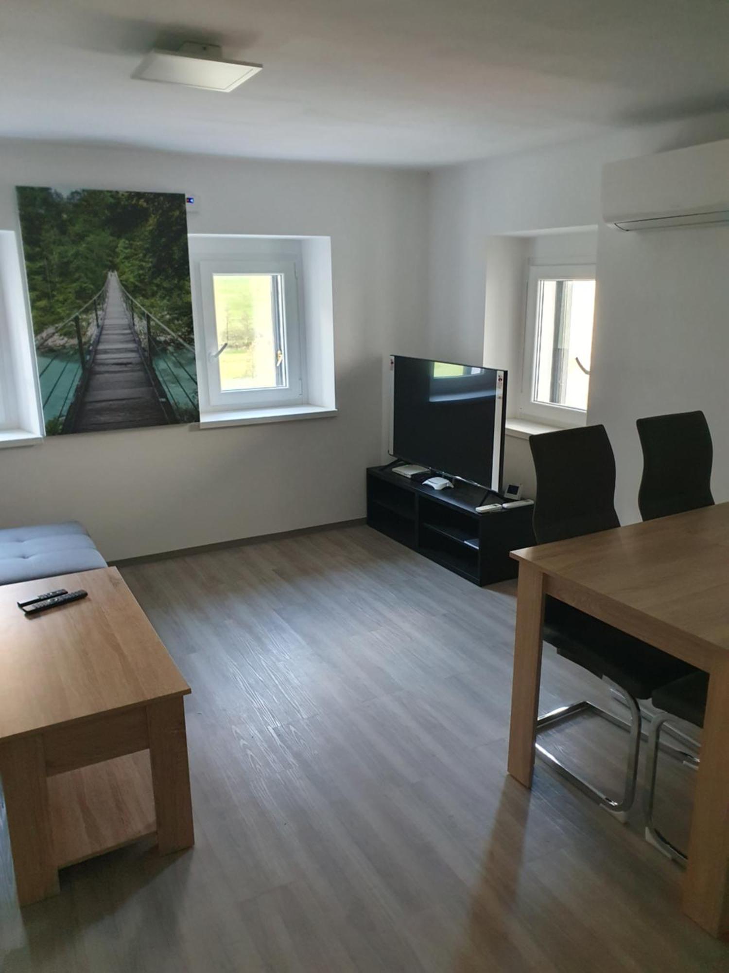 Apartment Ledince Most na Soči Exteriör bild